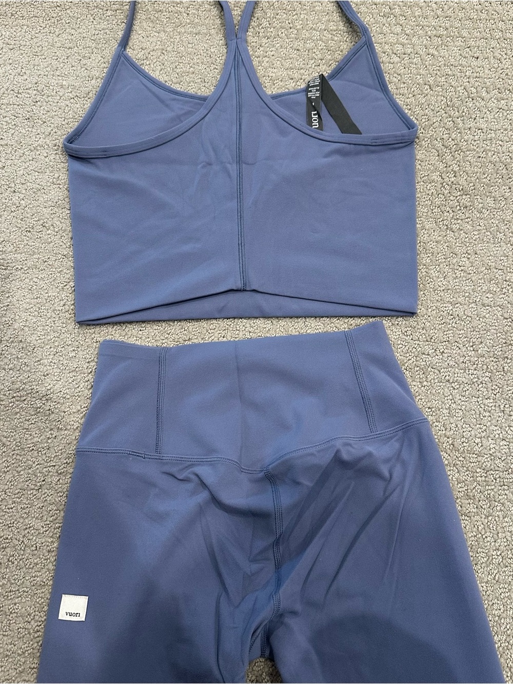 Vuori Workout Set - Picture 4 of 6